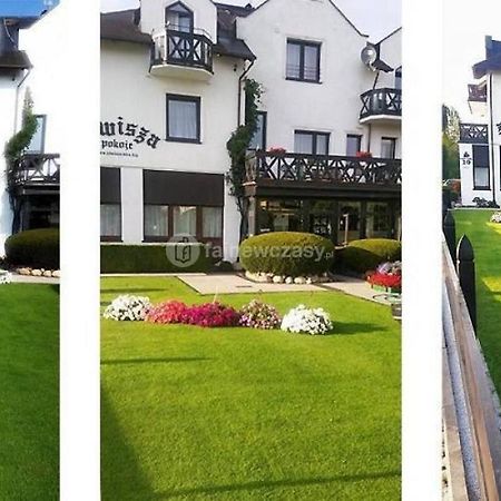 Pokoje Goscinne Zawisza Leba Exterior foto